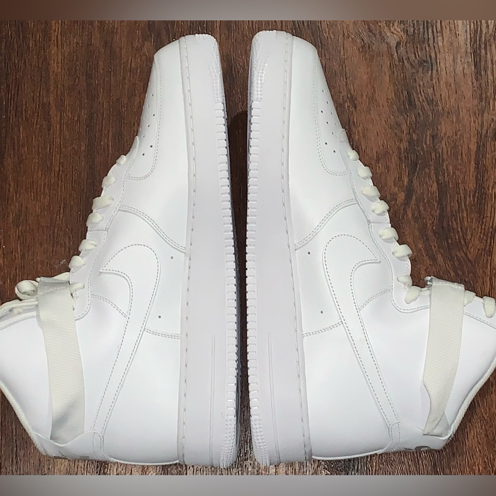 Nike size 16 shoe - Picture 11 of 15